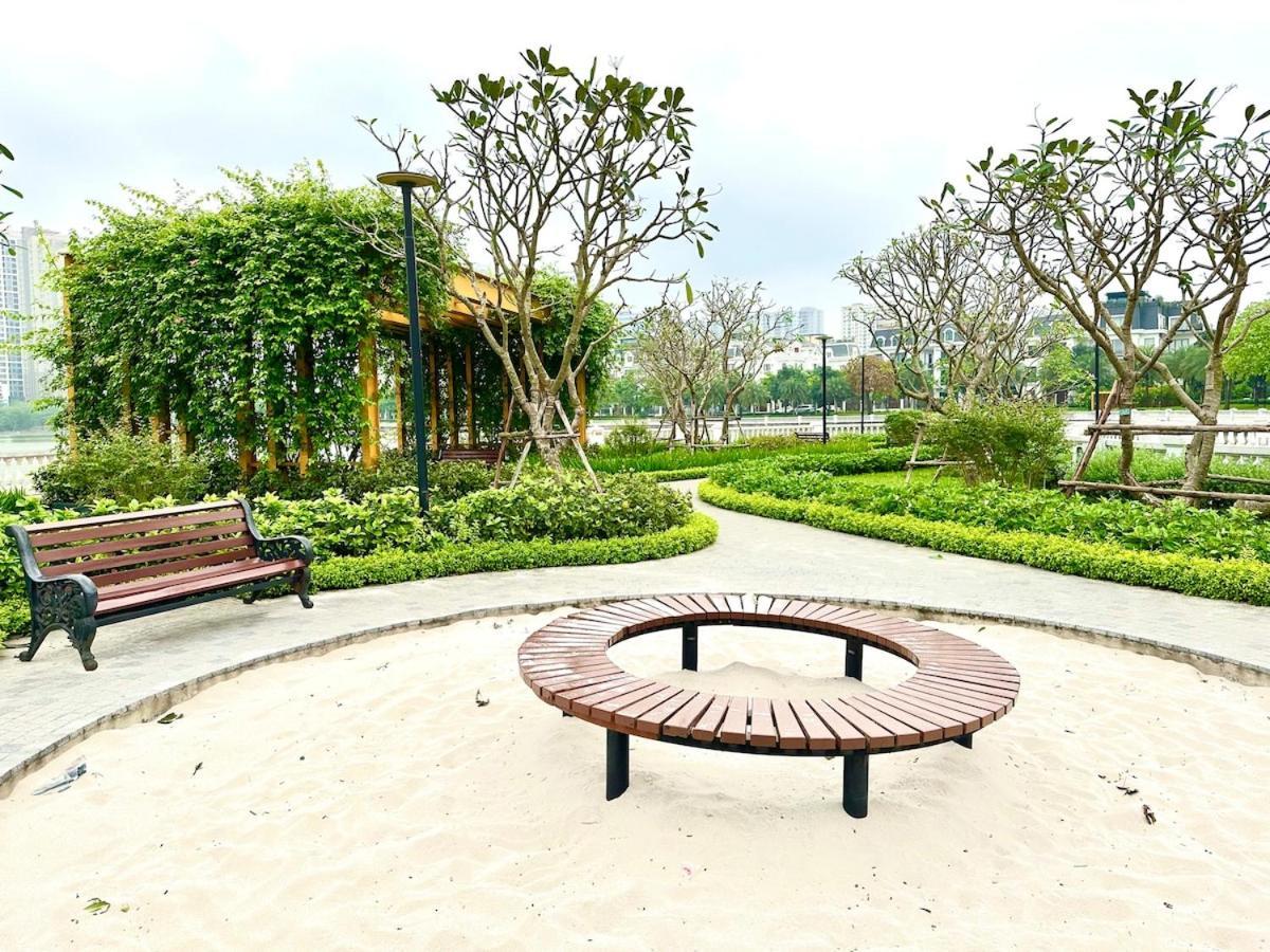 Delux 2 Bedroom Opposite To National Convention Centre *