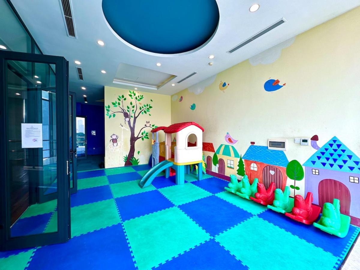Delux 2 Bedroom Opposite To National Convention Centre * Hà Nội