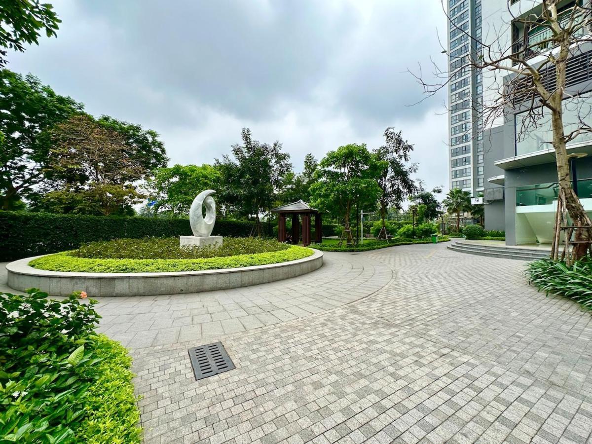 Delux 2 Bedroom Opposite To National Convention Centre * Hà Nội