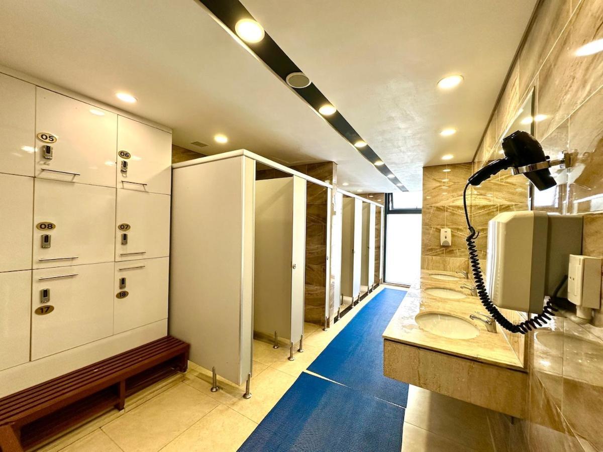 Delux 2 Bedroom Opposite To National Convention Centre Hà Nội